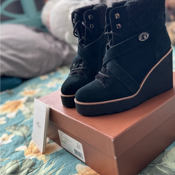 Coach boots - Picture 3 of 6